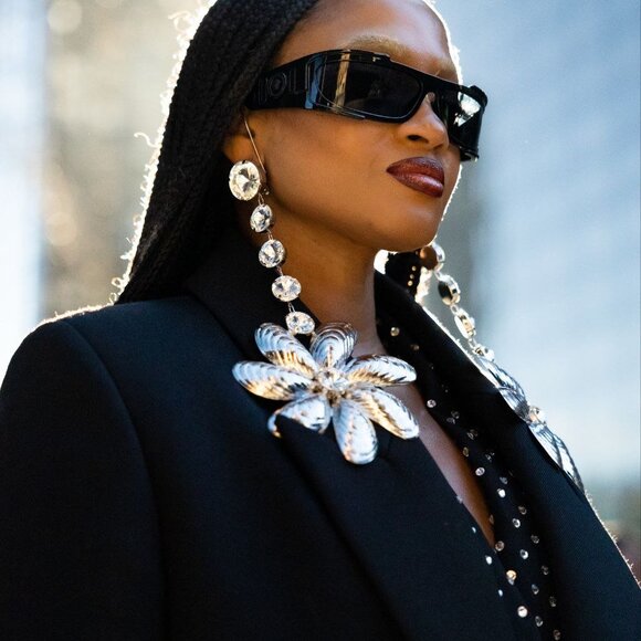 Versace VE4446 593/87 Sunglasses Grey Transparent Rectangle Frame, Grey Lenses main image 6
